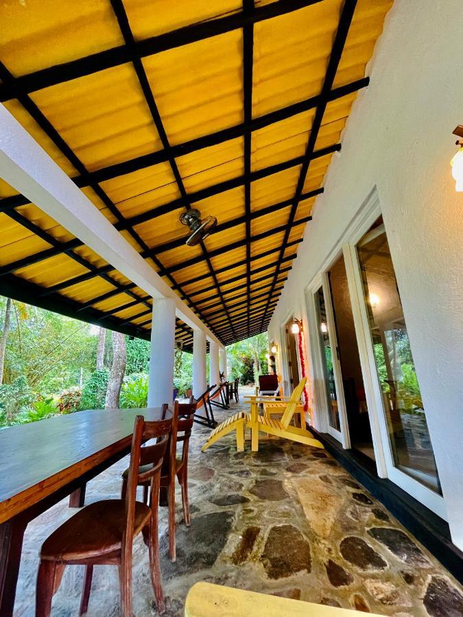 Villa Whispering House à Tangalle Extérieur photo