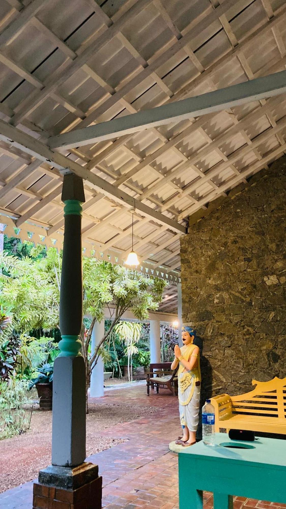 Villa Whispering House à Tangalle Extérieur photo