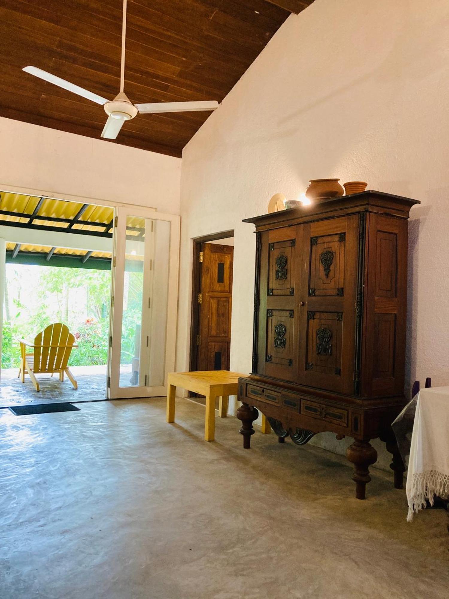 Villa Whispering House à Tangalle Extérieur photo