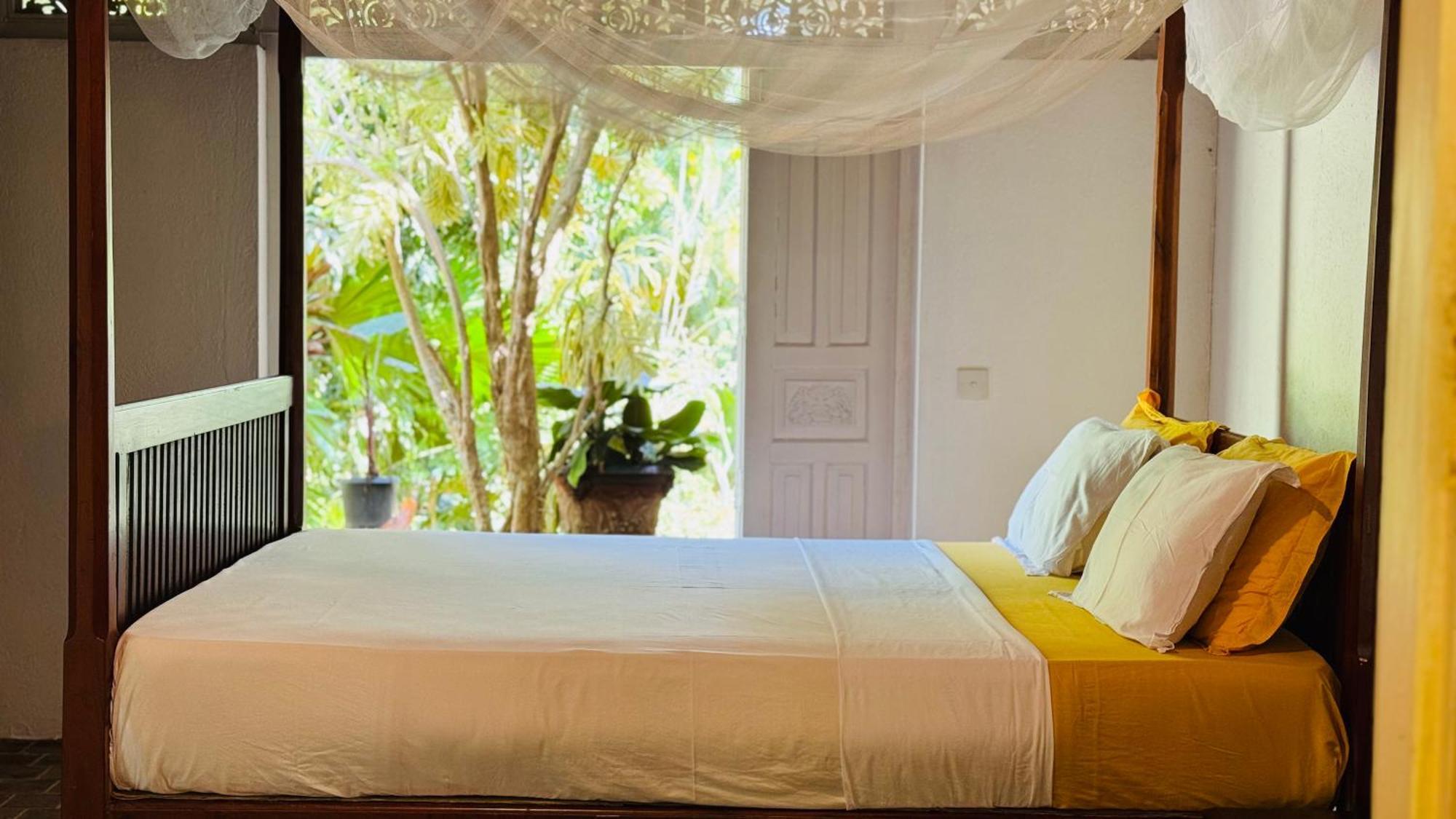 Villa Whispering House à Tangalle Extérieur photo